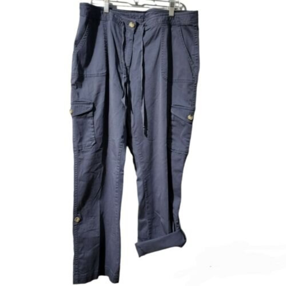 L.L. Bean Womens Hiking Pants favorite fit Sz 16 Cargo Lightweight roll tab hem
